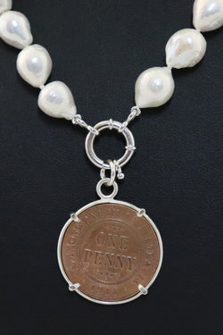 P21 Penny Coin Pendant - Commonwealth